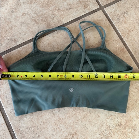 Lululemon Cloud Ribbed bra - Picture 4 of 5